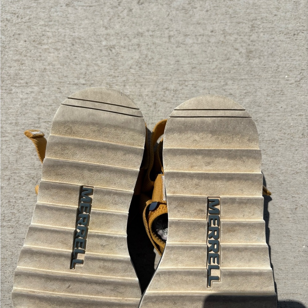 Merrell Sandals - Picture 3 of 4